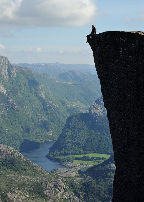 Preikestolen, Hyvlatonnå, Preacher's Pulpit Rock, Lysefjorden, Forsand, Ryfylke, Norway