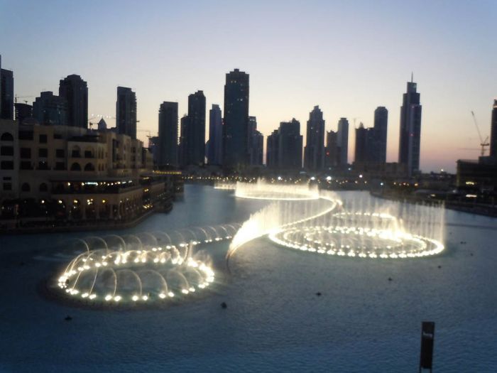 Record fountain system set, Burj Khalifa Lake, Dubai, United Arab Emirates