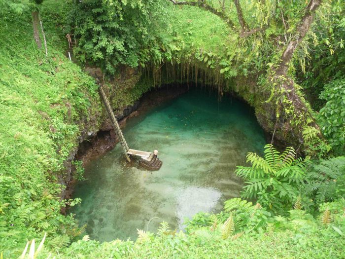 To Sua Ocean Trench, Lotofaga village, Upolu island, Samoa