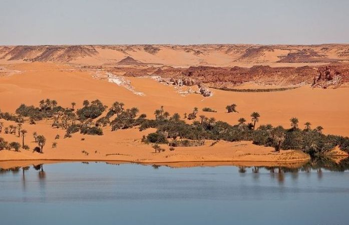 Lakes of Ounianga, Sahara desert, Chad