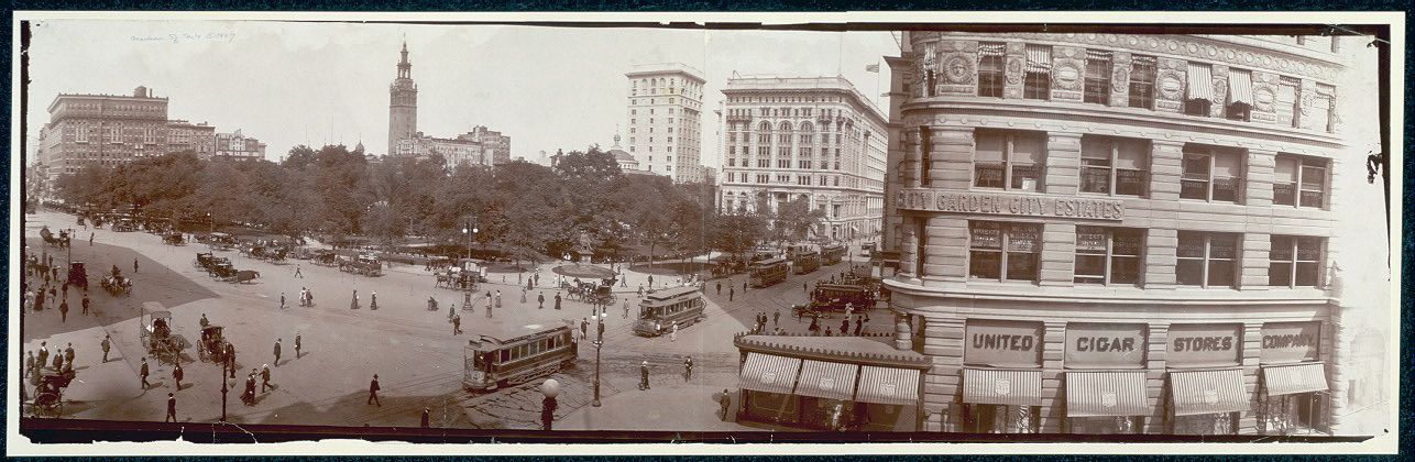 History: Panoramic black and white photos of New York City, 1902-1913, United States