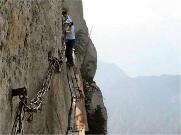 Hua shan hiking trail, Huayin, Shaanxi province, China