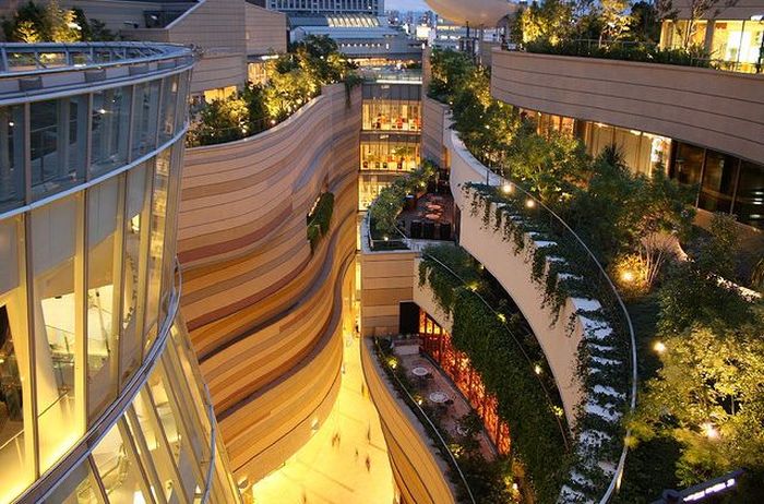 Namba Parks, rooftop tower gardens, Naniwa-ku, Osaka, Japan