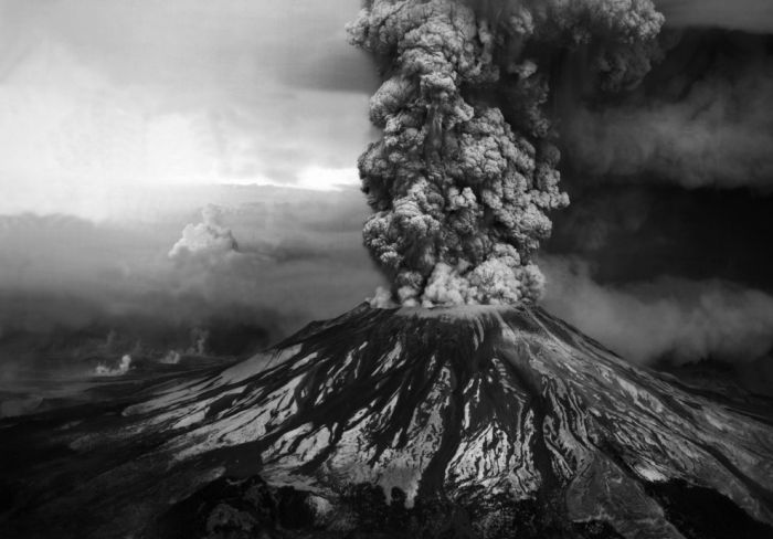 1980 Eruption of Mount St. Helens by Robert Emerson Landsburg