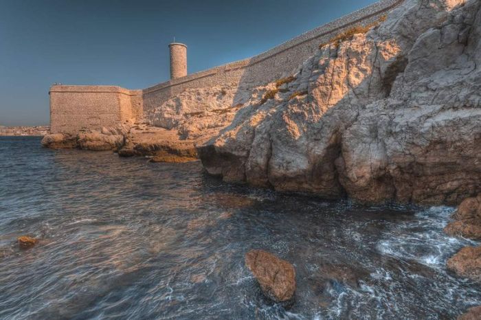 Château d'If fortress on the island of If, Frioul Archipelago, Bay of Marseille, Mediterranean Sea, France