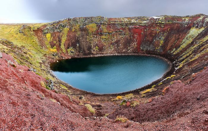 volcanic crater lake