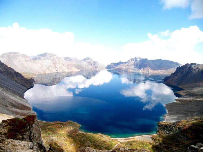 volcanic crater lake