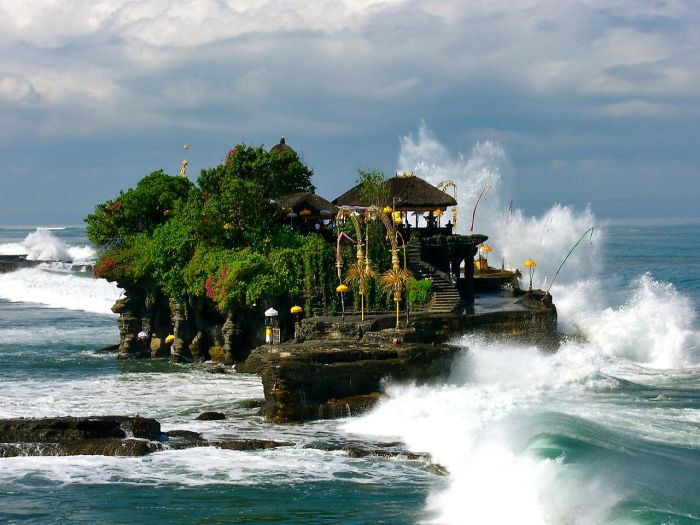 Tanah Lot, Bali, Indonesia