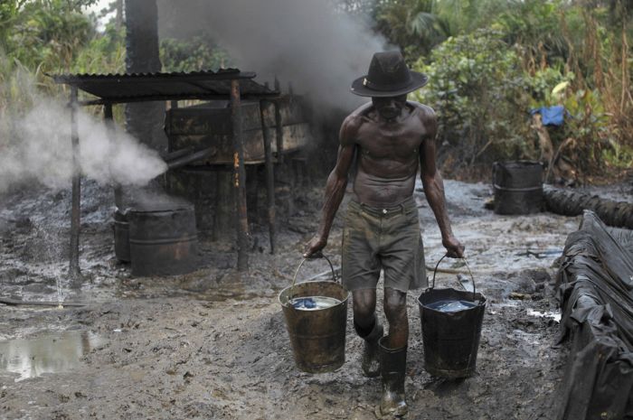 Oil bunkering, Nigeria