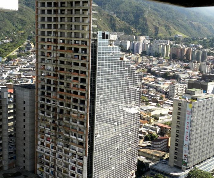 Torre de David, Centro Financiero Confinanzas, Caracas, Venezuela