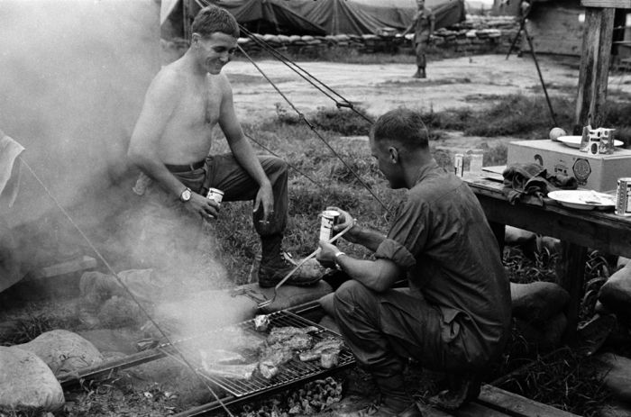 History: Vietnam war in photographs