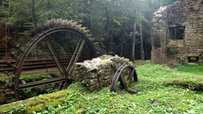 abandoned places around the world