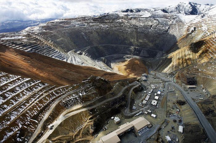 Massive landslide in Kennecott Copper Bingham Canyon Mine, Oquirrh Mountains, Salt Lake City, Utah, United States