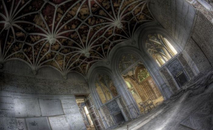 Château Miranda Castle, Celles, Namur, Belgium