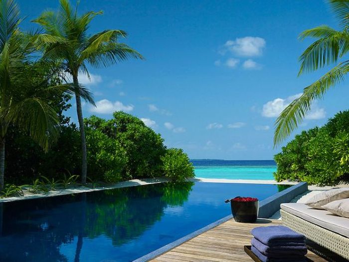 Dusit Thani Maldives hotel, Baa Atoll, Maldives