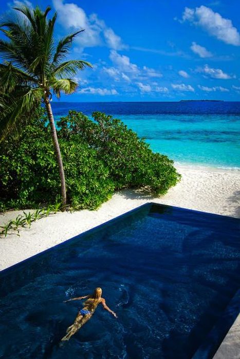 Dusit Thani Maldives hotel, Baa Atoll, Maldives