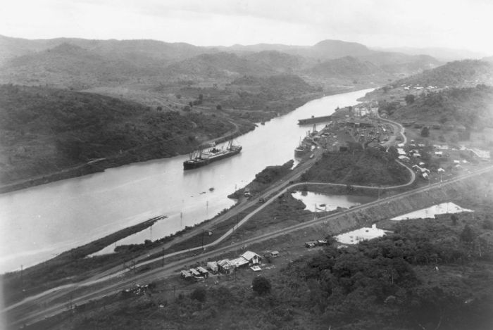 Canal de Panamá, Panama