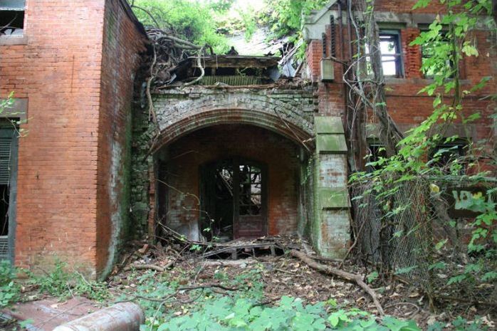 North Brother Island, East River, New York City, United States