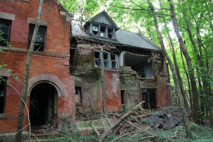 North Brother Island, East River, New York City, United States