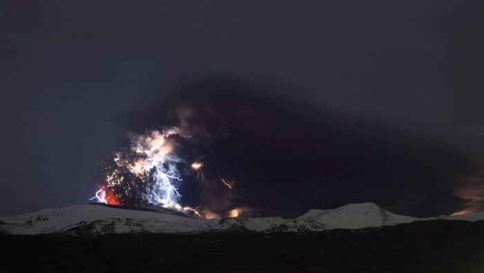 storms, lightnings and tornadoes