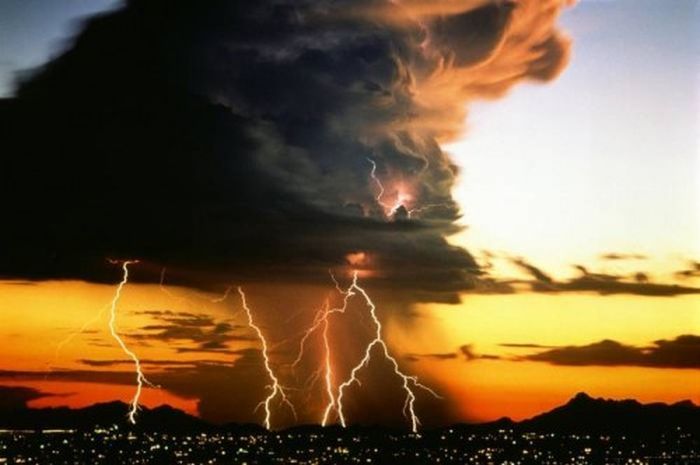 storms, lightnings and tornadoes