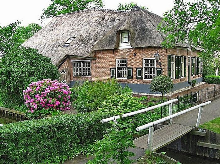 Giethoorn village, Overijssel, Steenwijkerland, Netherlands