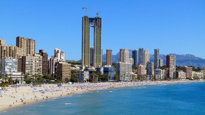 Residencial In Tempo skyscraper building, Benidorm, Spain