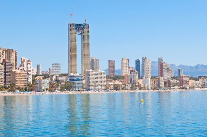 Residencial In Tempo skyscraper building, Benidorm, Spain