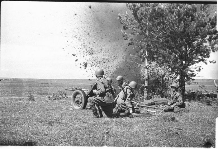 History: World War II photography