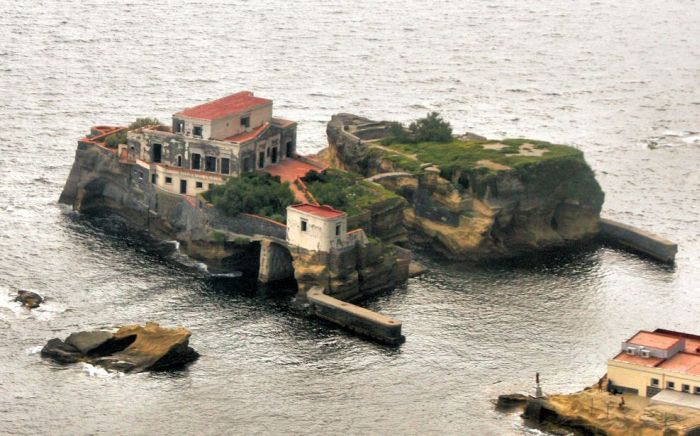 Gaiola Island, Posillipo, Naples, Italy