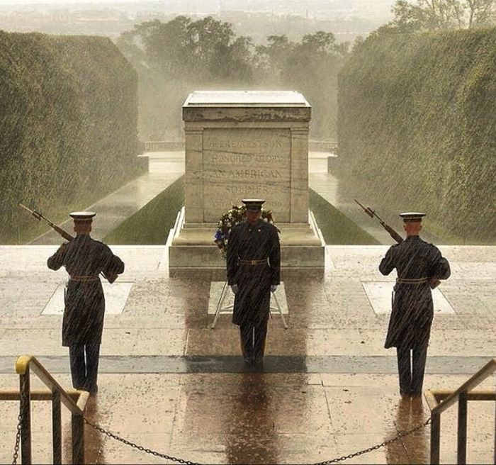 tomb of the unknown soldier around the world