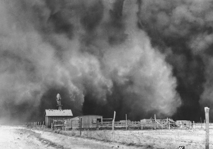 History: Dust Bowl, Dirty Thirties, 1930s, Great Plains, American and Canadian prairies