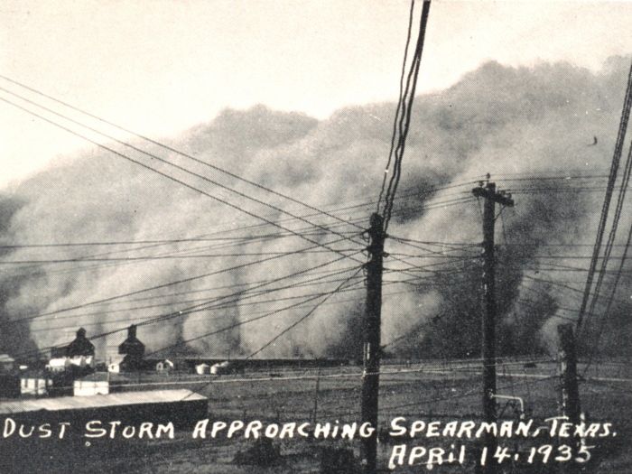 History: Dust Bowl, Dirty Thirties, 1930s, Great Plains, American and Canadian prairies