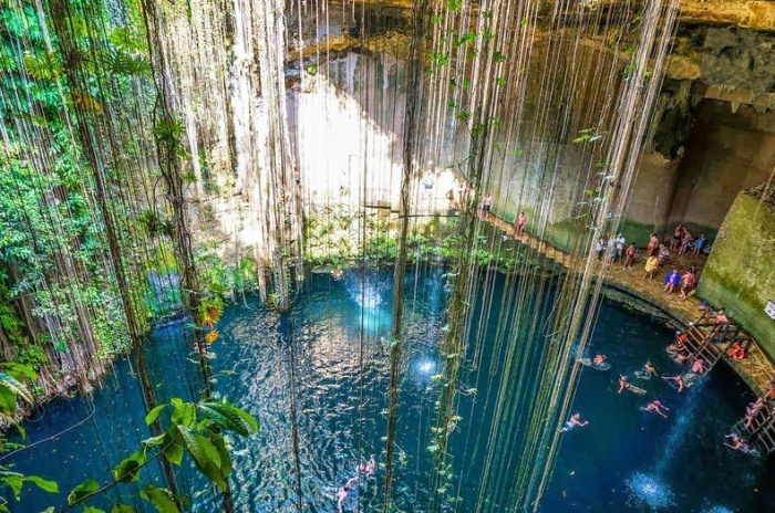 Ik Kil cenote, Pisté, Municipality of Tinúm, Yucatán, Mexico