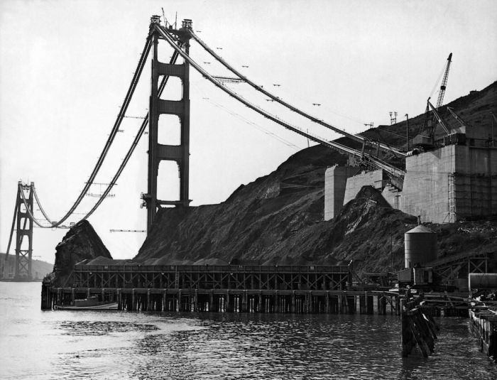 History: Construction of the Golden Gate Bridge, San Francisco, California, United States