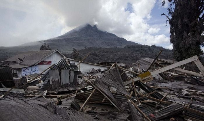 Mount Sinabung, January 2014 eruption, Karo Regency, North Sumatra, Indonesia