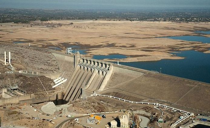 Folsom Lake reservoir, Sacramento, American River, Northern California, United States