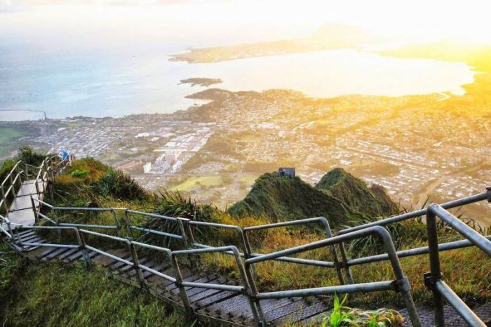 Stairway to Heaven, Haʻikū Stairs, Oʻahu, Hawaiian Islands, United States