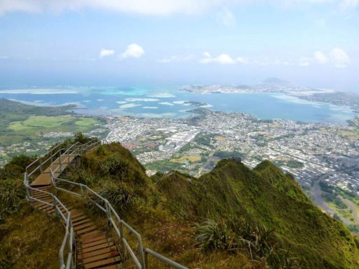 Stairway to Heaven, Haʻikū Stairs, Oʻahu, Hawaiian Islands, United States