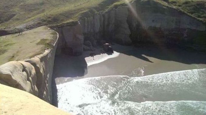 Tunnel Beach by John Cargill, Dunedin, New Zealand