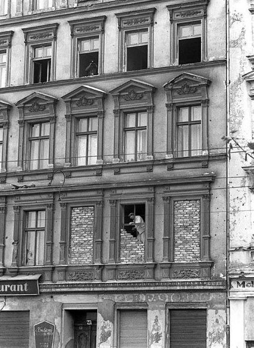 History: 1961 Construction of Berlin Wall barrier, Berlin, Germany