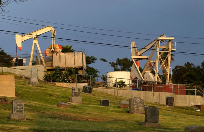 Los Angeles City Oil Field, Los Angeles, California, United States