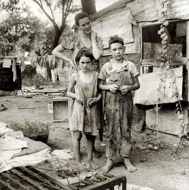 History: The Great Depression by Dorothea Lange, 1939-1943, United States