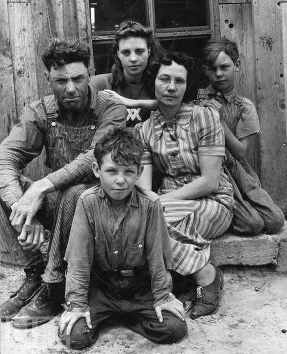 History: The Great Depression by Dorothea Lange, 1939-1943, United States