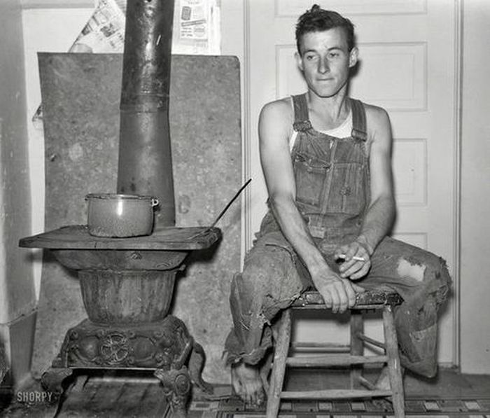 History: The Great Depression by Dorothea Lange, 1939-1943, United States