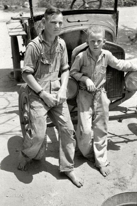 History: The Great Depression by Dorothea Lange, 1939-1943, United States