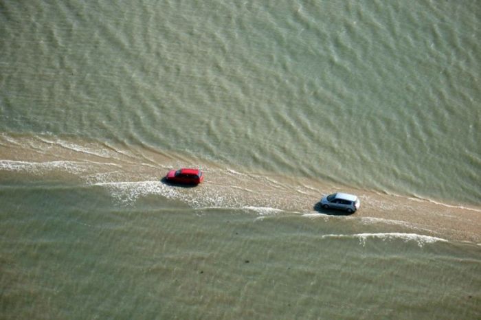 Le Passage de Gois ou Gôa, Île de Noirmoutier, Beauvoir-sur-Mer, Vendée, Pays de la Loire, France, Atlantic Ocean