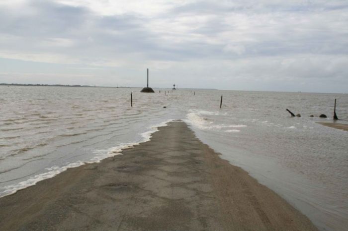 Le Passage de Gois ou Gôa, Île de Noirmoutier, Beauvoir-sur-Mer, Vendée, Pays de la Loire, France, Atlantic Ocean