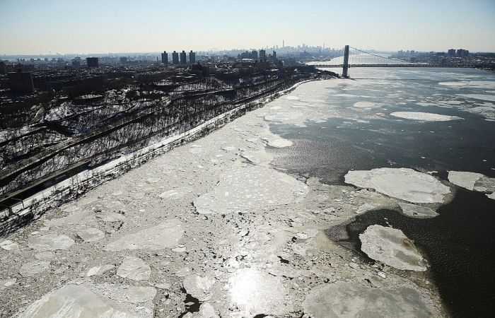 New York City frozen, New York, United States