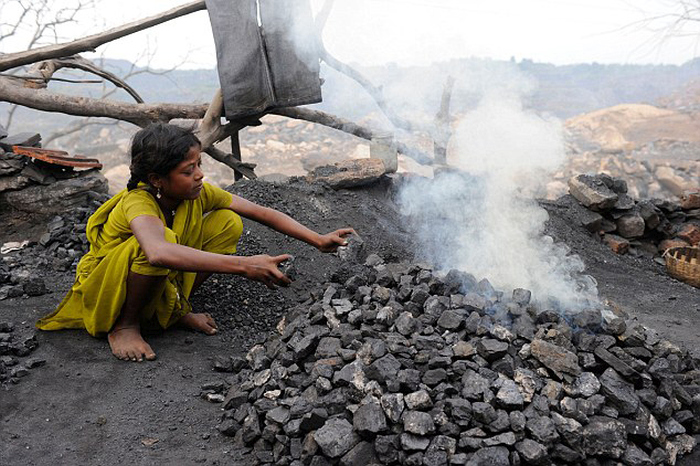 Coal field fire, Jharia, Dhanbad, Jharkhand, India